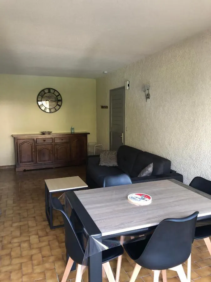 Appartement Calme Dans Residence コテレ アパート